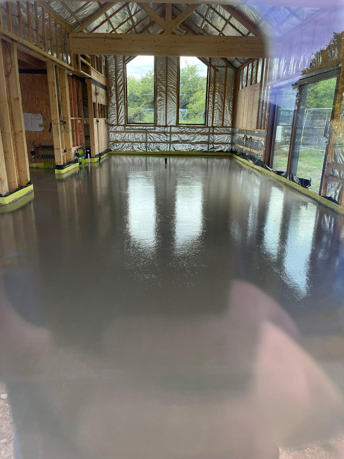 Liquid Screed Floor Drying
