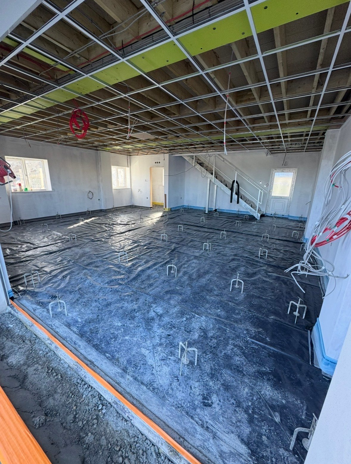 Liquid Screed Floor Drying