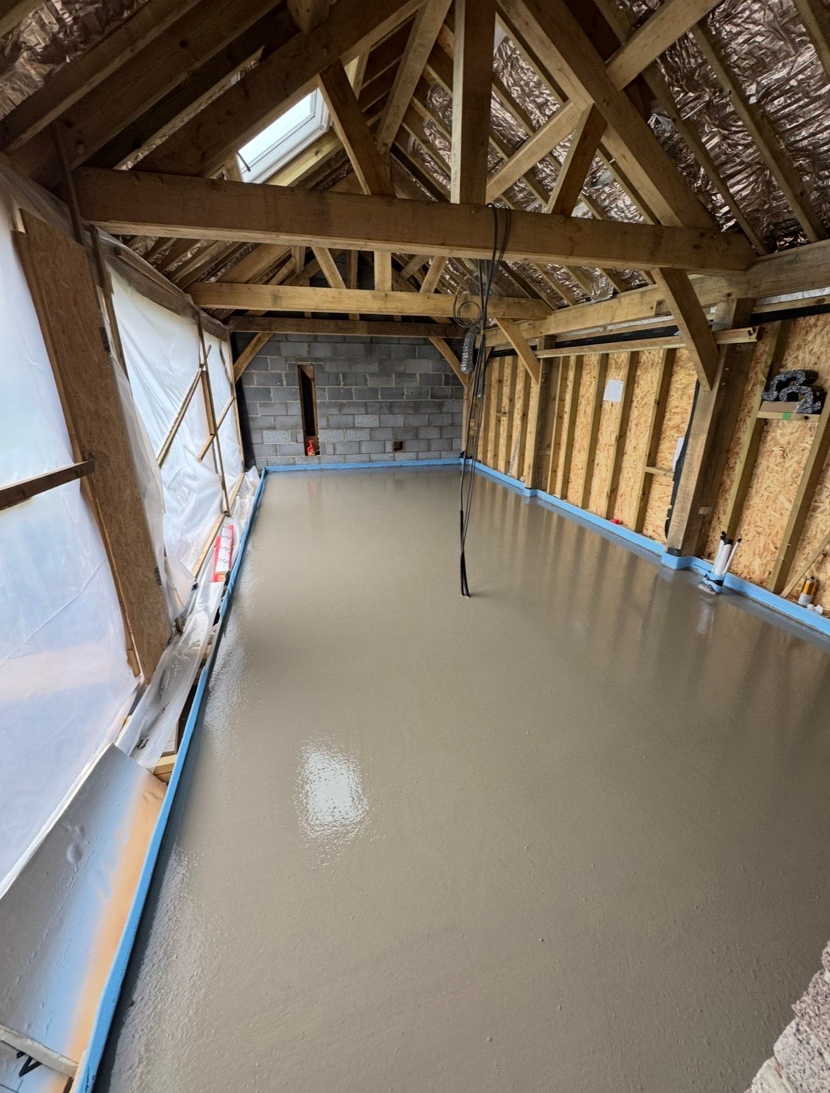 Liquid Screed Floor Drying